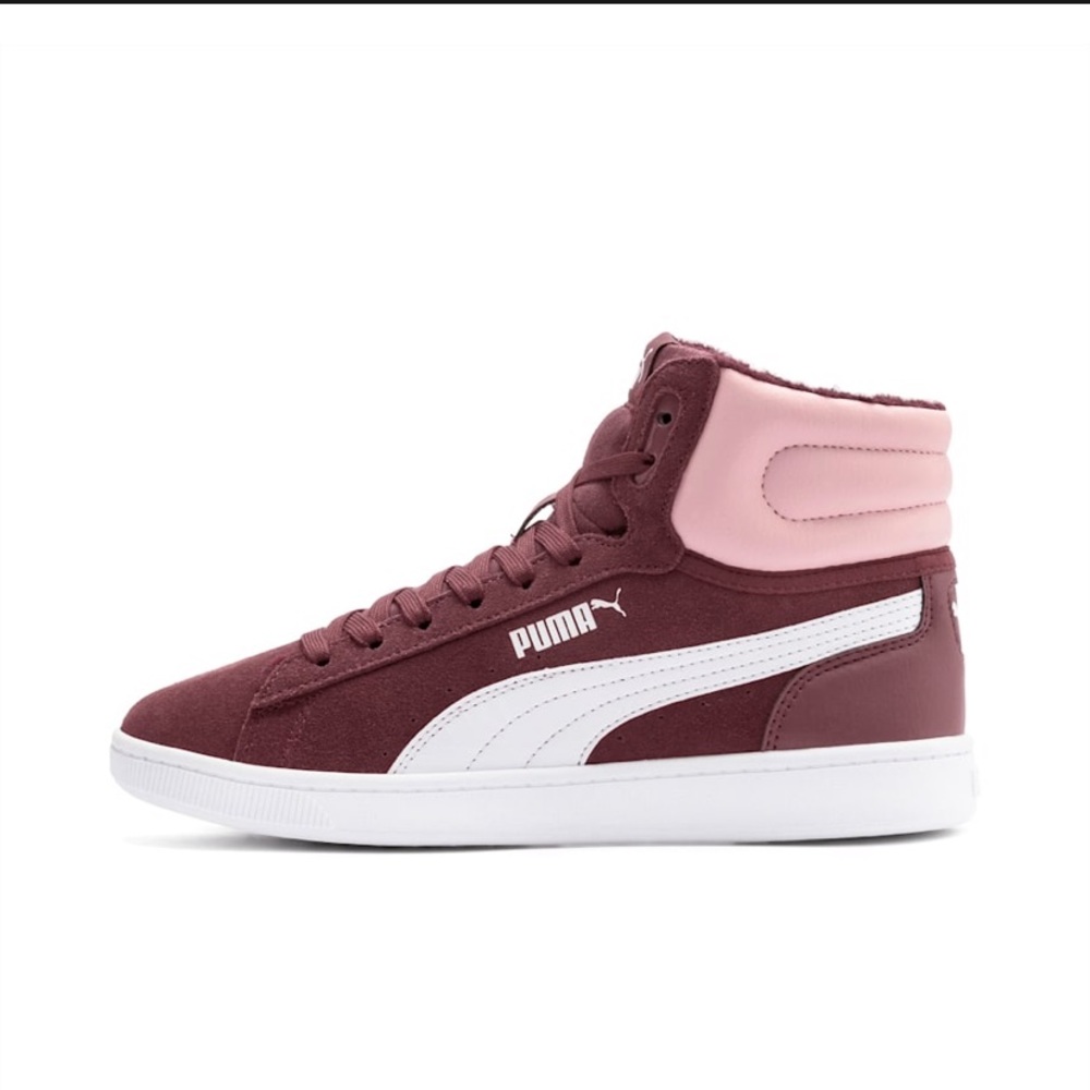 Puma - Picture 2 of 5